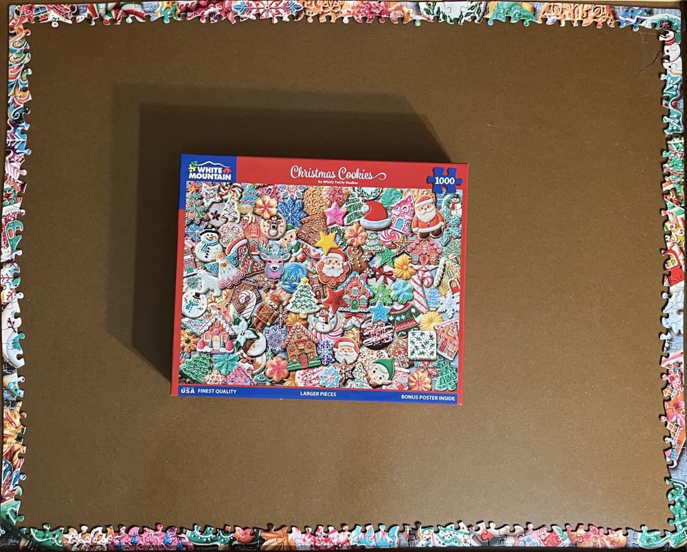 Christmas Cookies ✅🚪 - White Mountain puzzle collectible [Barcode 724819267828] - Main Image 4