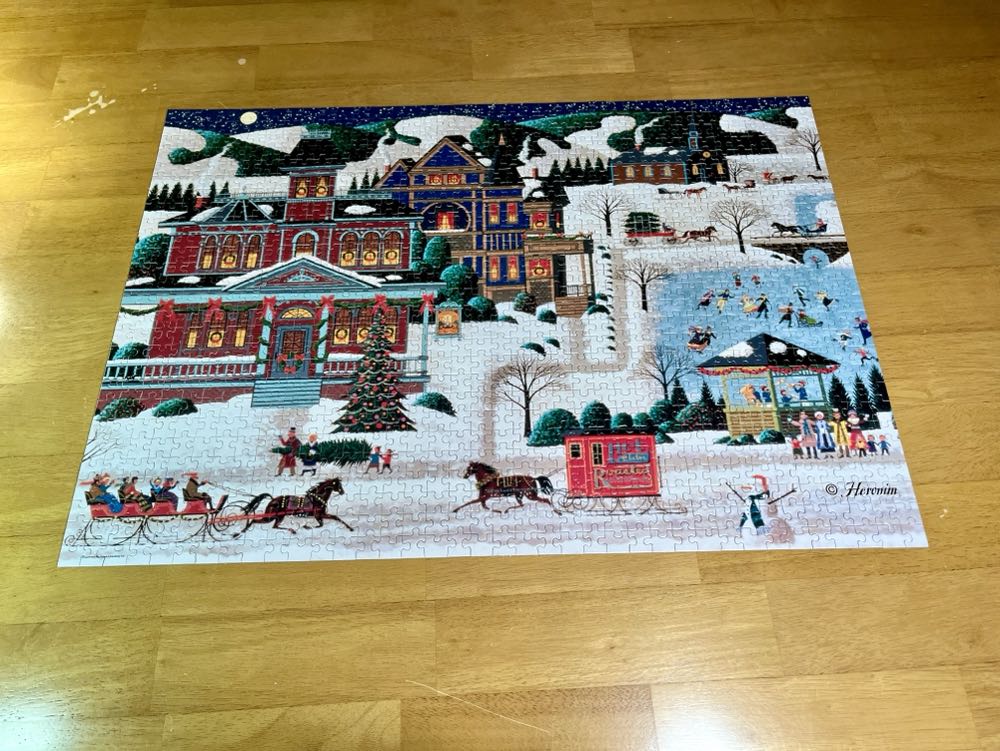 Candlelight Inn - Rose Art puzzle collectible [Barcode 072348092009] - Main Image 2