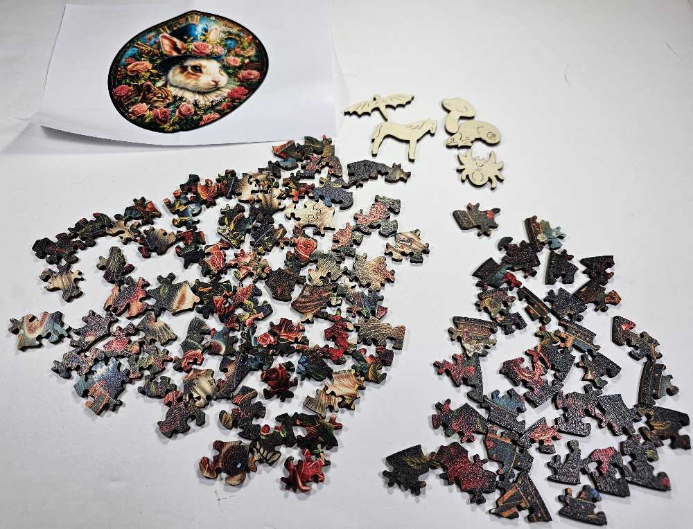 Rabbit On The Clock  - Wooden Puzzle puzzle collectible [Barcode 22786508949] - Main Image 4