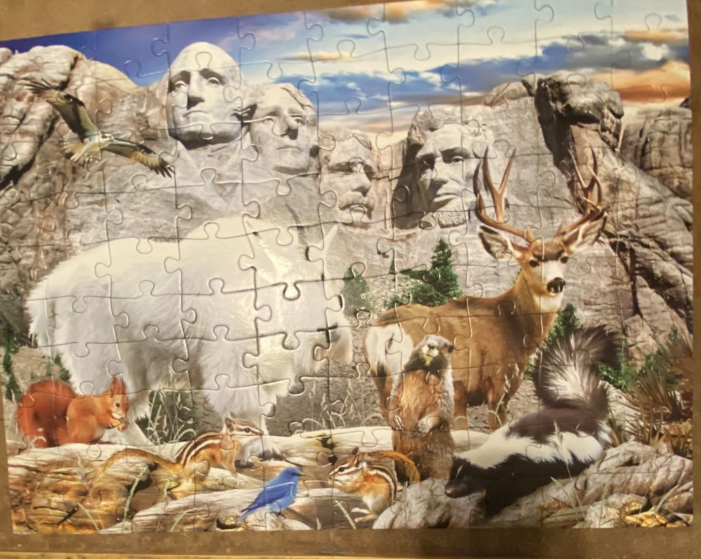 Wildlife Of Mount Rushmore - Master Pieces 🇨🇳 puzzle collectible [Barcode 705988119460] - Main Image 2