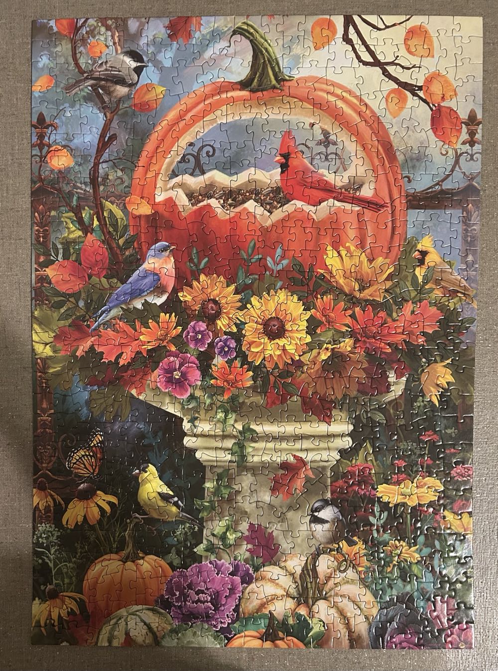 Bountiful Bird Feeder - Springbok puzzle collectible [Barcode 091683112548] - Main Image 2