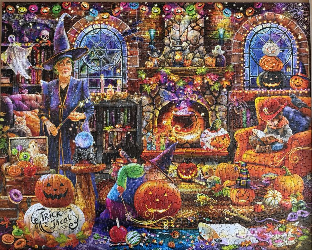 Grandma’s Halloween Party. NFT  - Springbok puzzle collectible [Barcode 091683112579] - Main Image 3