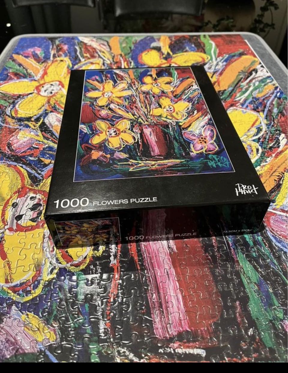 Flowers Jigsaw Puzzle - Pro Hart puzzle collectible - Main Image 2