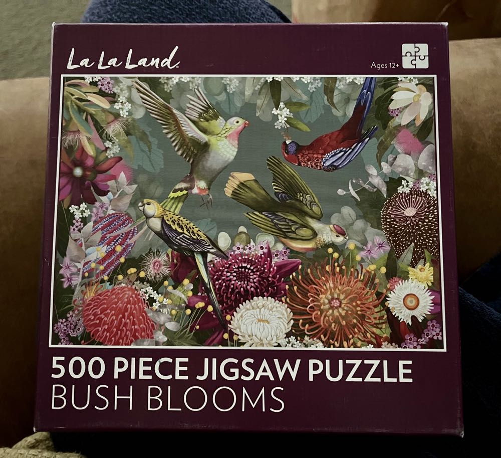 Bush Blooms - La La Land puzzle collectible [Barcode 9342076050826] - Main Image 3