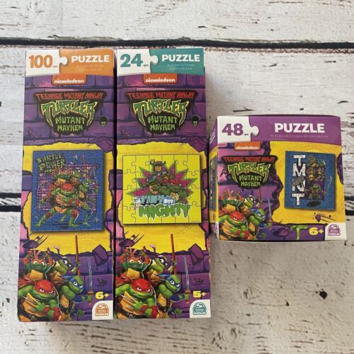 Nighttime Hockey Match