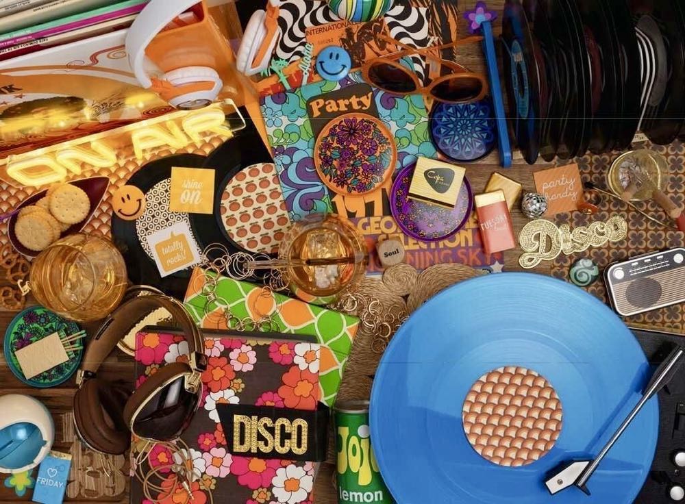 Hello Vinyl - Ravensburger puzzle collectible [Barcode 4005555007739] - Main Image 2