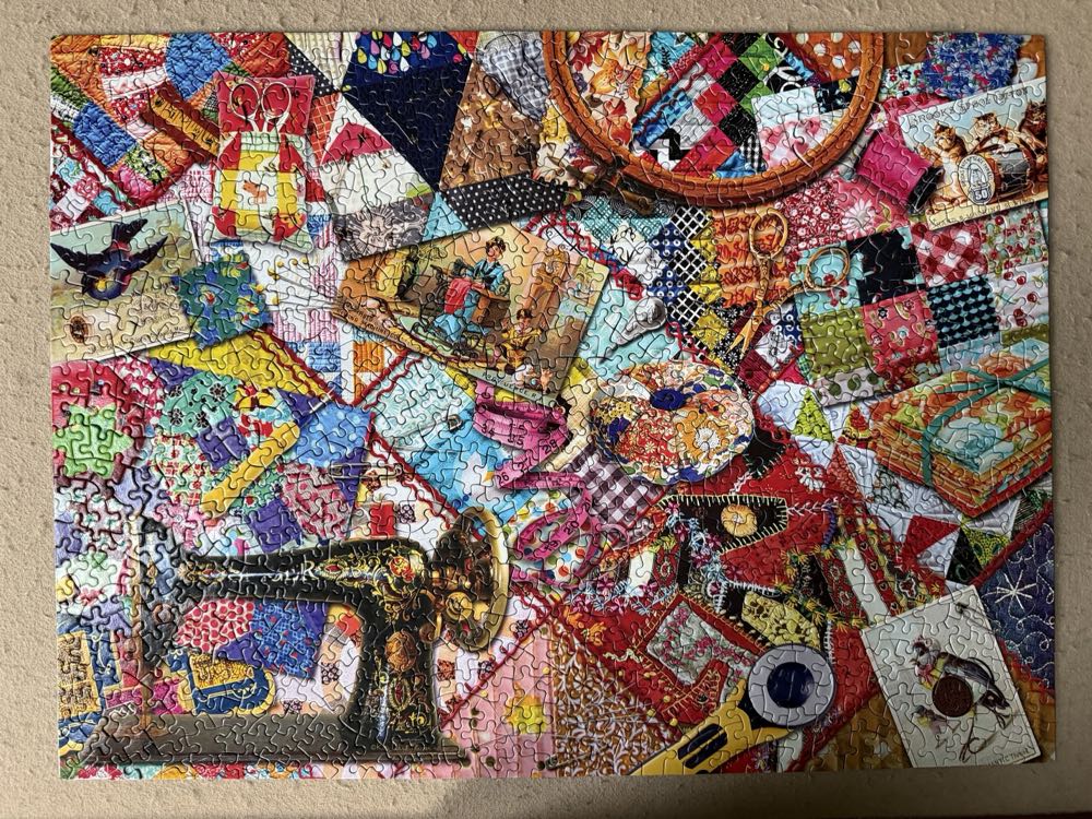 Quilting - Suns Out puzzle collectible [Barcode 796780700062] - Main Image 2