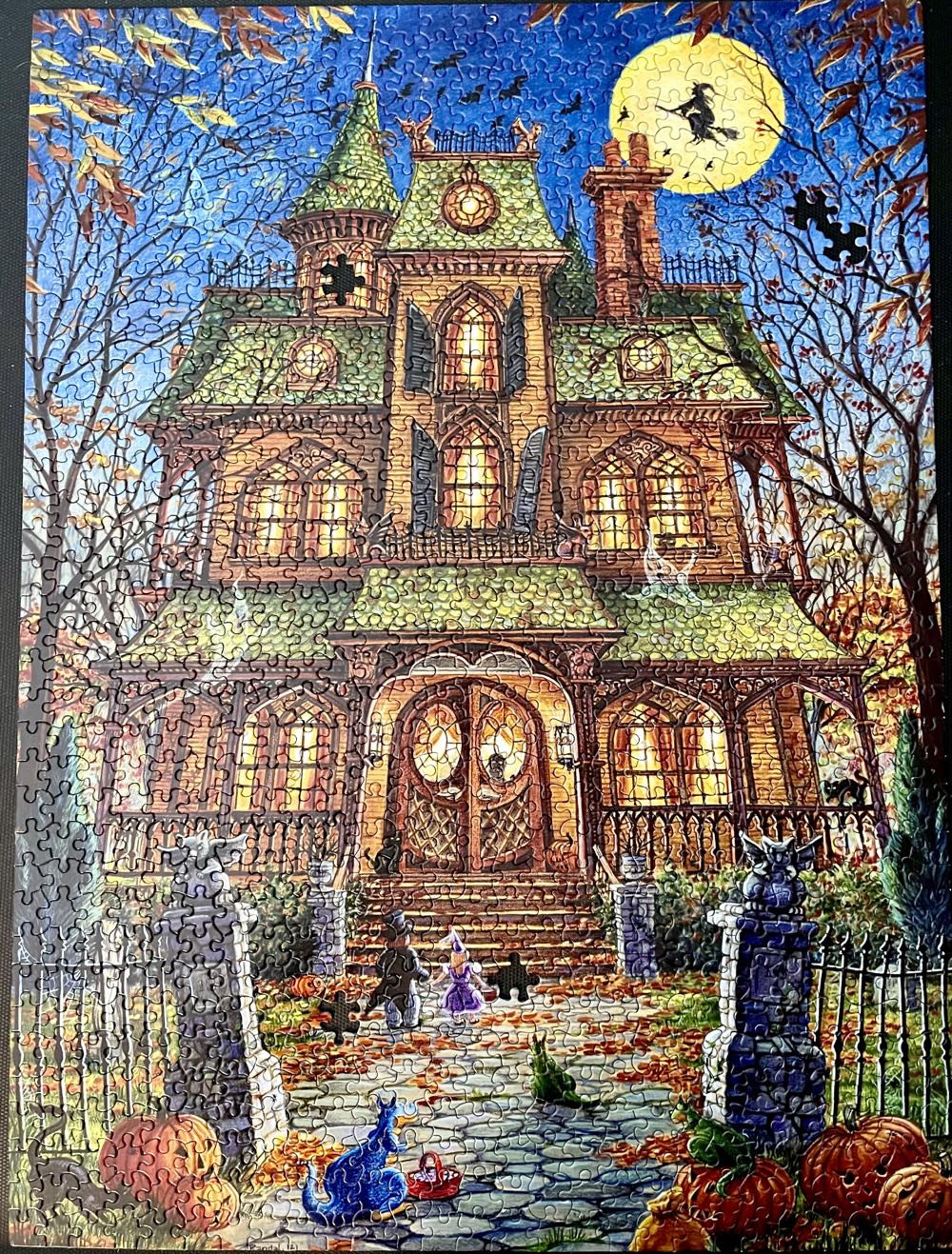The Trick Or Treat House - SunsOut 🇺🇸 puzzle collectible - Main Image 2