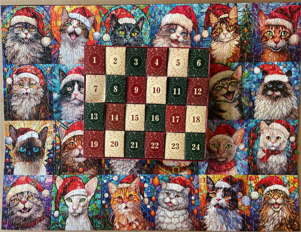 Happy Christmas Cats Advent Calendar - Pickforu puzzle collectible - Main Image 3