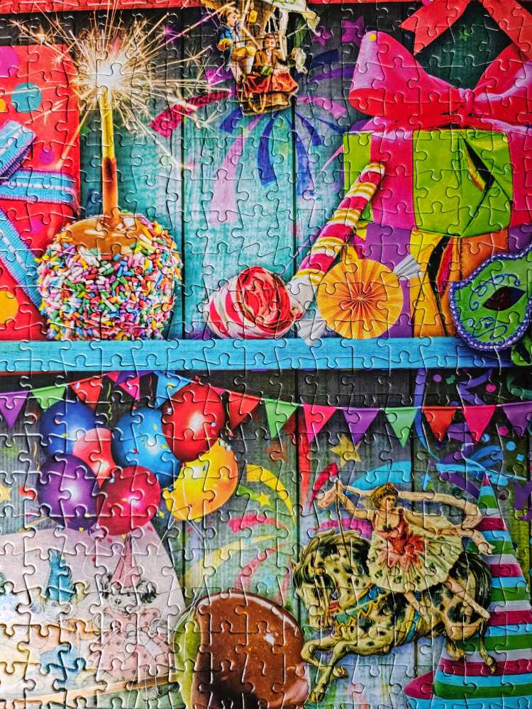 Pretty Party - Buffalo Aimee Stewart puzzle collectible [Barcode 079346127597] - Main Image 4