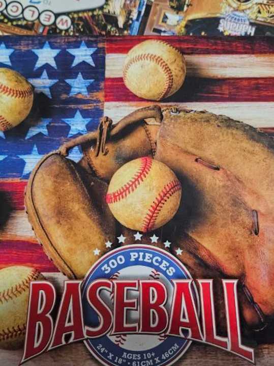 Baseball - Ceaco puzzle collectible [Barcode 021081222952] - Main Image 2