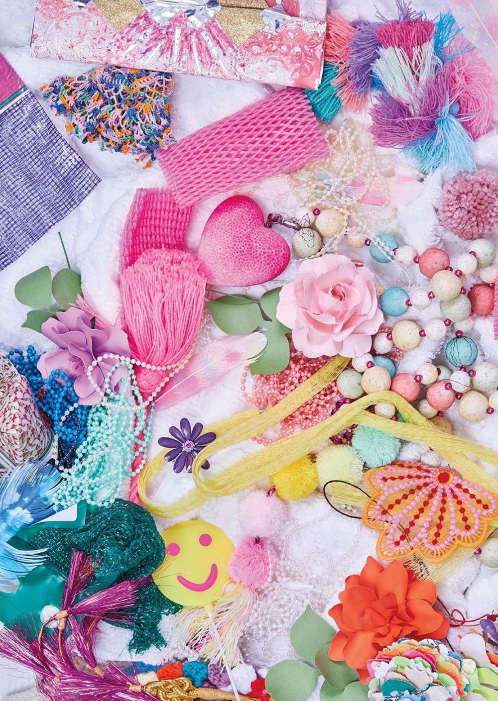 Crafty Cornucopia - Blanc By Buffalo puzzle collectible [Barcode 079346556021] - Main Image 2