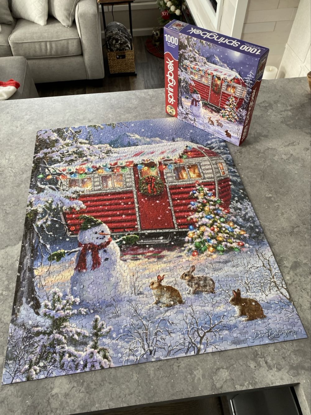 Snowy Retreat - Springbok puzzle collectible [Barcode 091683112111] - Main Image 3