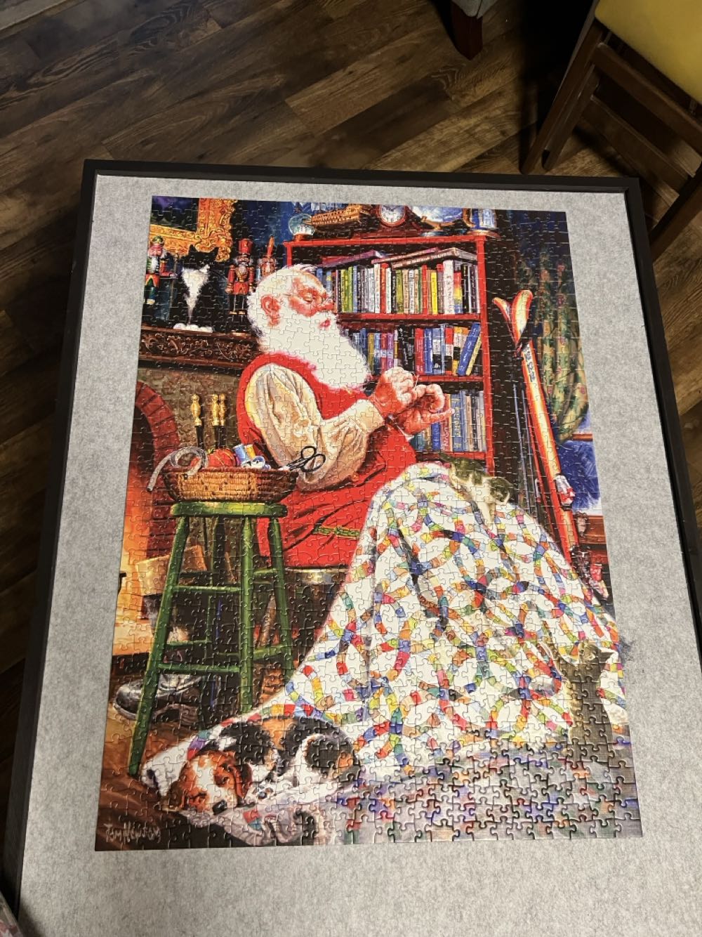 Santa’s Quilt - Cobble Hill puzzle collectible [Barcode 625012403016] - Main Image 2