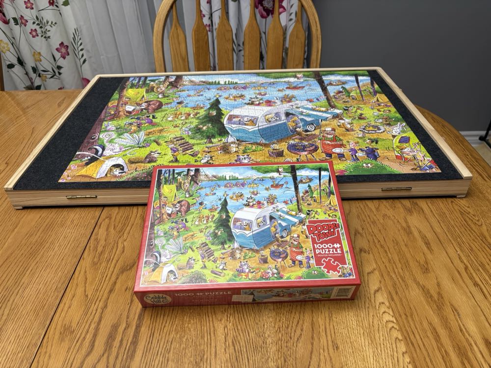 Camping Chaos - MasterPieces puzzle collectible [Barcode 625012445122] - Main Image 3