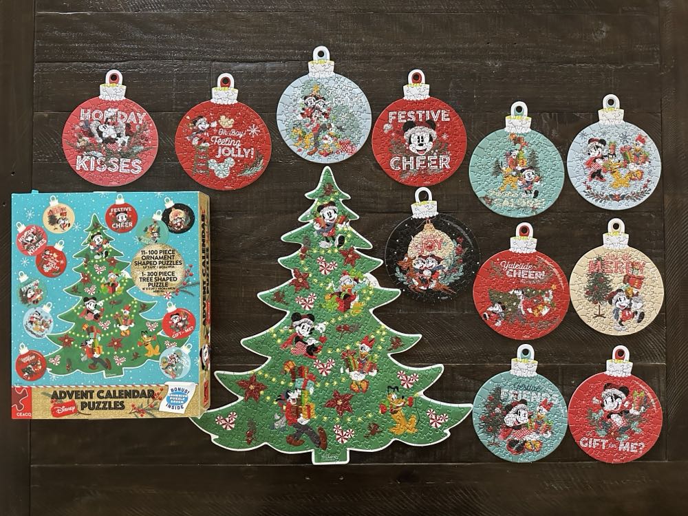 Advent Calendar Puzzles - Ceaco puzzle collectible [Barcode 021081380058] - Main Image 3