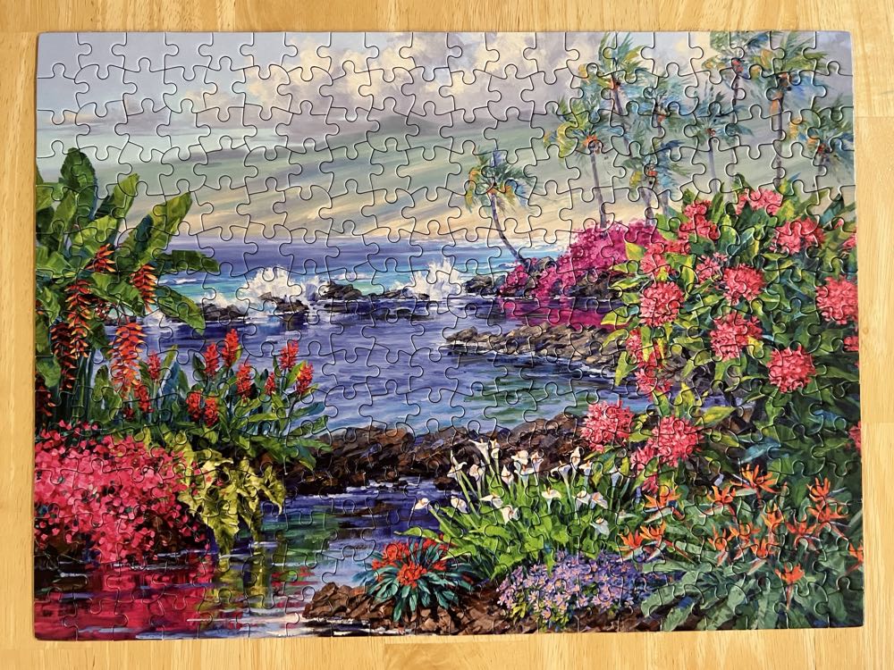 The Essence Of Aloha - Ceaco puzzle collectible [Barcode 021081225069] - Main Image 2