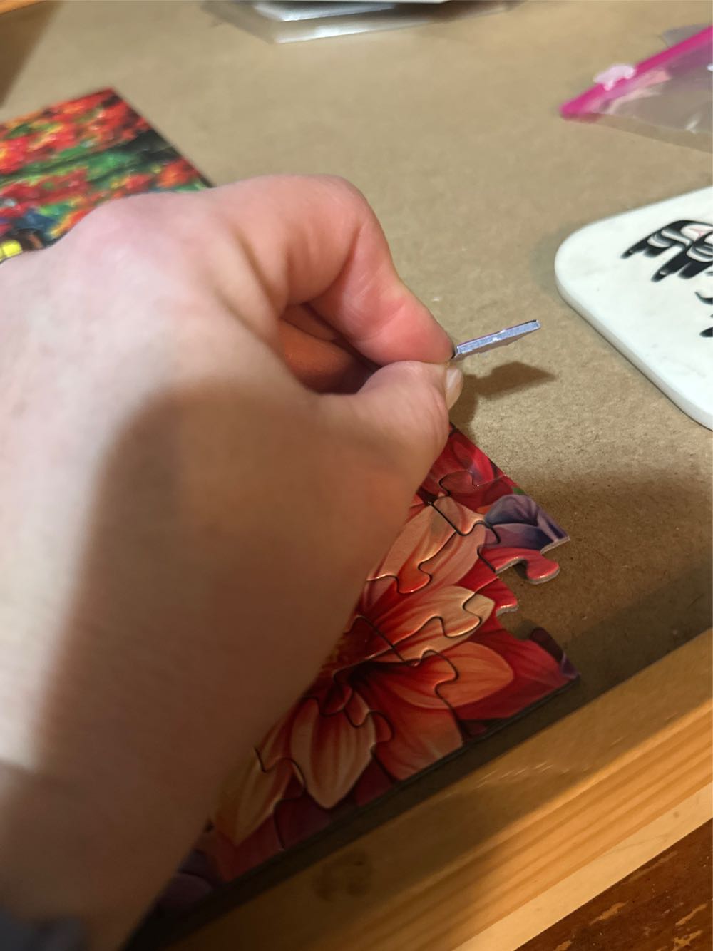 Cats Treehouse - Springbok puzzle collectible [Barcode 091683017171] - Main Image 4