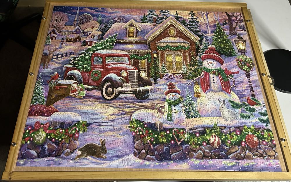 Bringing Home The Tree - Traded To Mike Blue - White Mountain puzzle collectible [Barcode 724819267798] - Main Image 3