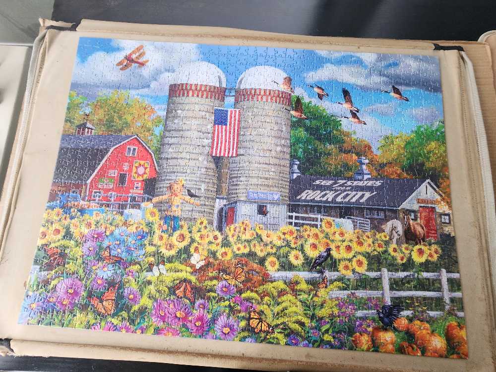 Rock City Farm  - Buffalo puzzle collectible [Barcode 079346126125] - Main Image 3