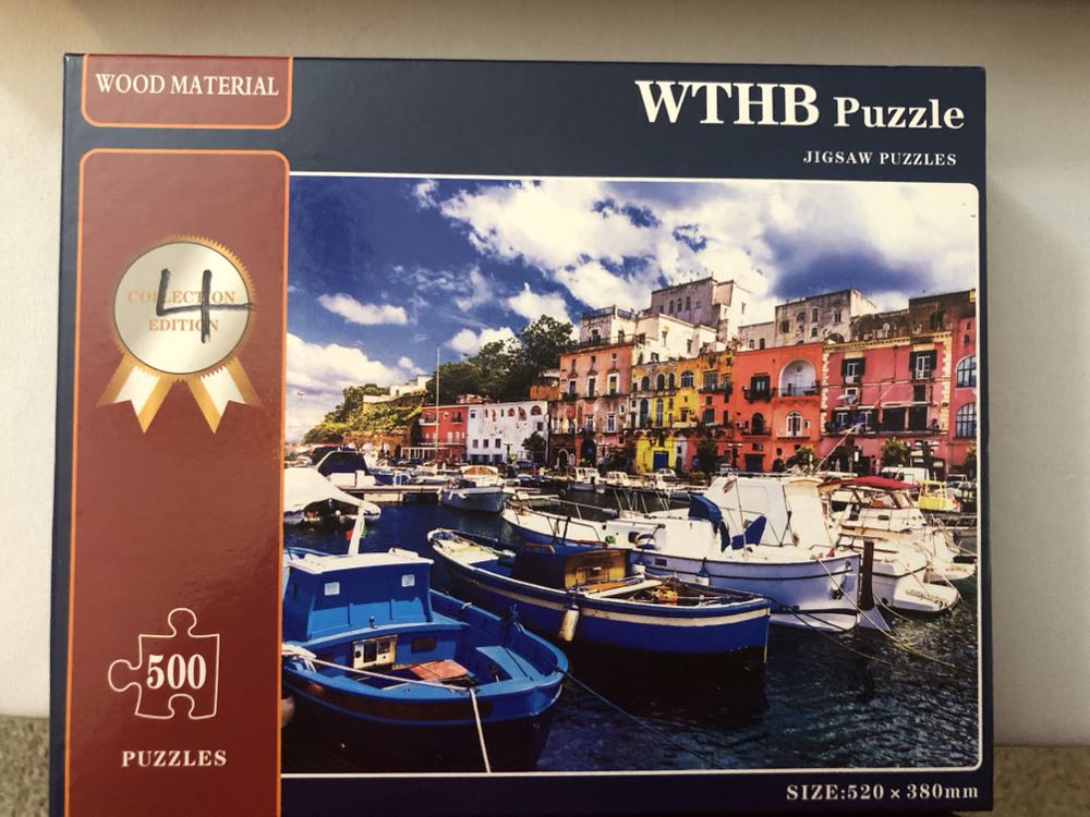 General Mills Fun Pack : Lucky Charms •