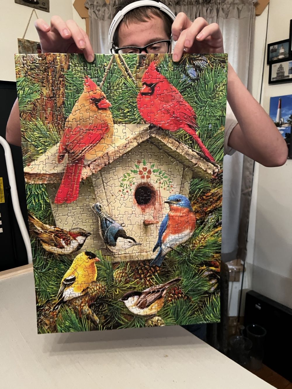 Feathered Retreat - Majestic puzzle collectible [Barcode 091683010240] - Main Image 2