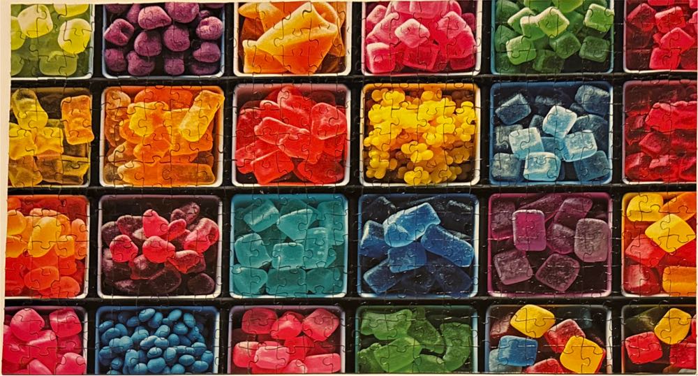Colorful Candy Compartments - CraZArt puzzle collectible [Barcode 4895145425438] - Main Image 3