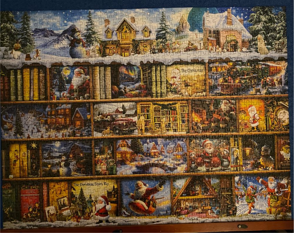 Christmas Bookshelf - Jiujiu puzzle collectible - Main Image 2