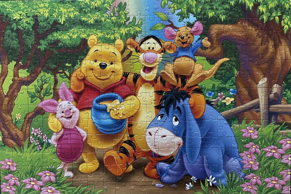 Winnie the Pooh - Trefl puzzle collectible [Barcode 5900511130676] - Main Image 2