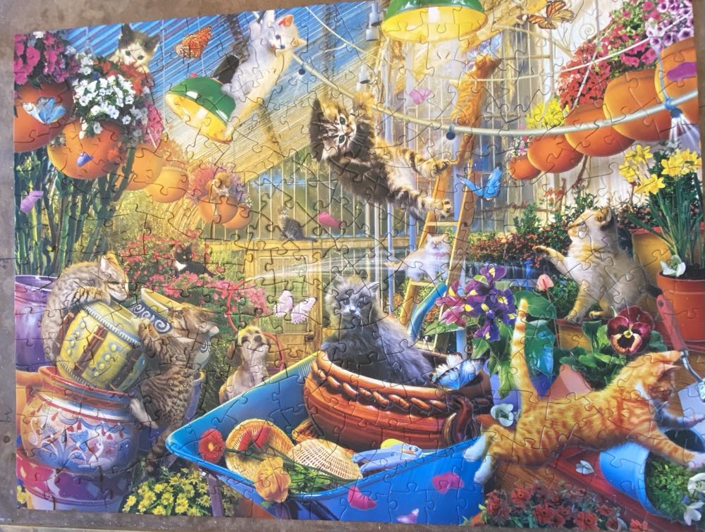 Greenhouse Gone Wild - Master Pieces 🇨🇳 puzzle collectible [Barcode 705988325342] - Main Image 2