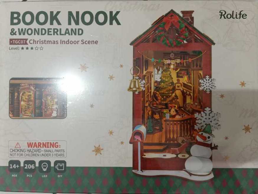 Christmas Indoor Scene TGC07 - Rolife puzzle collectible [Barcode 6946785121087] - Main Image 2