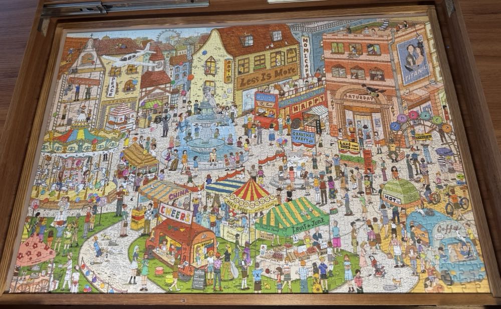Small Town Fair - Momibook puzzle collectible - Main Image 2