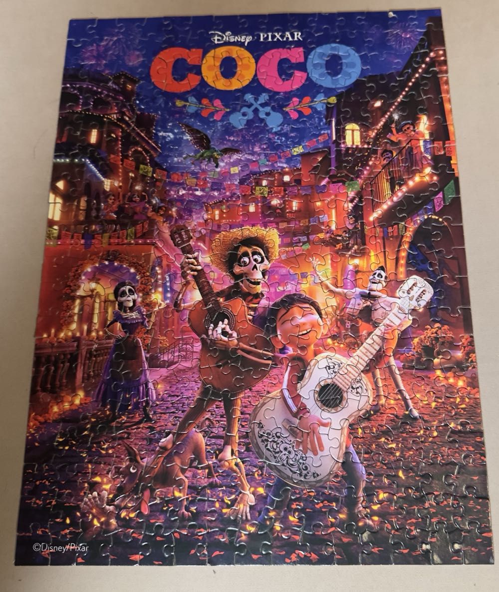 Coco - Disney puzzle collectible - Main Image 2