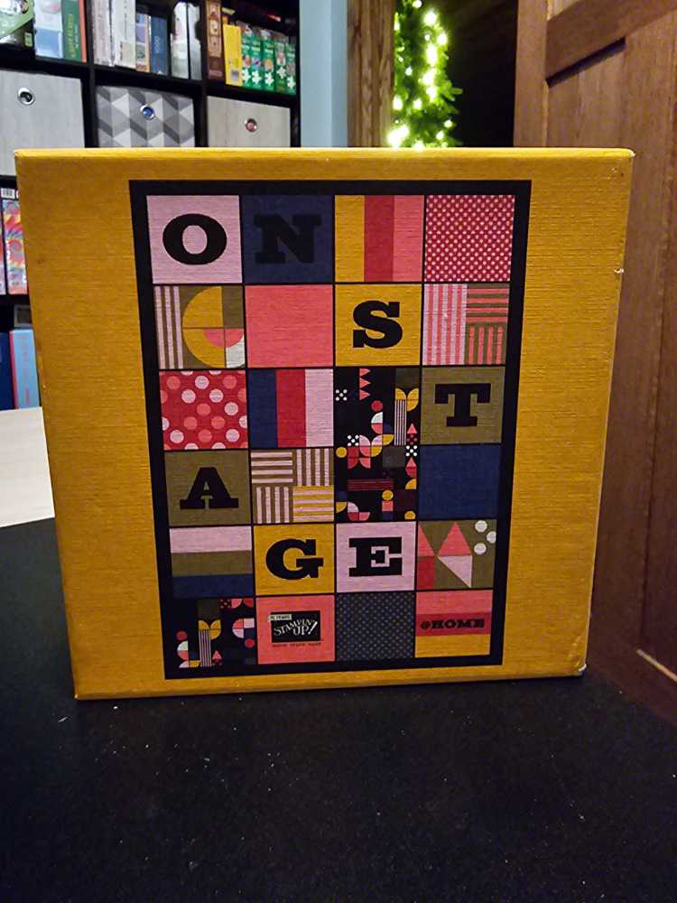 Collage Macdonald Collection Cobblehill51011 Cobble Hill Collection 51011