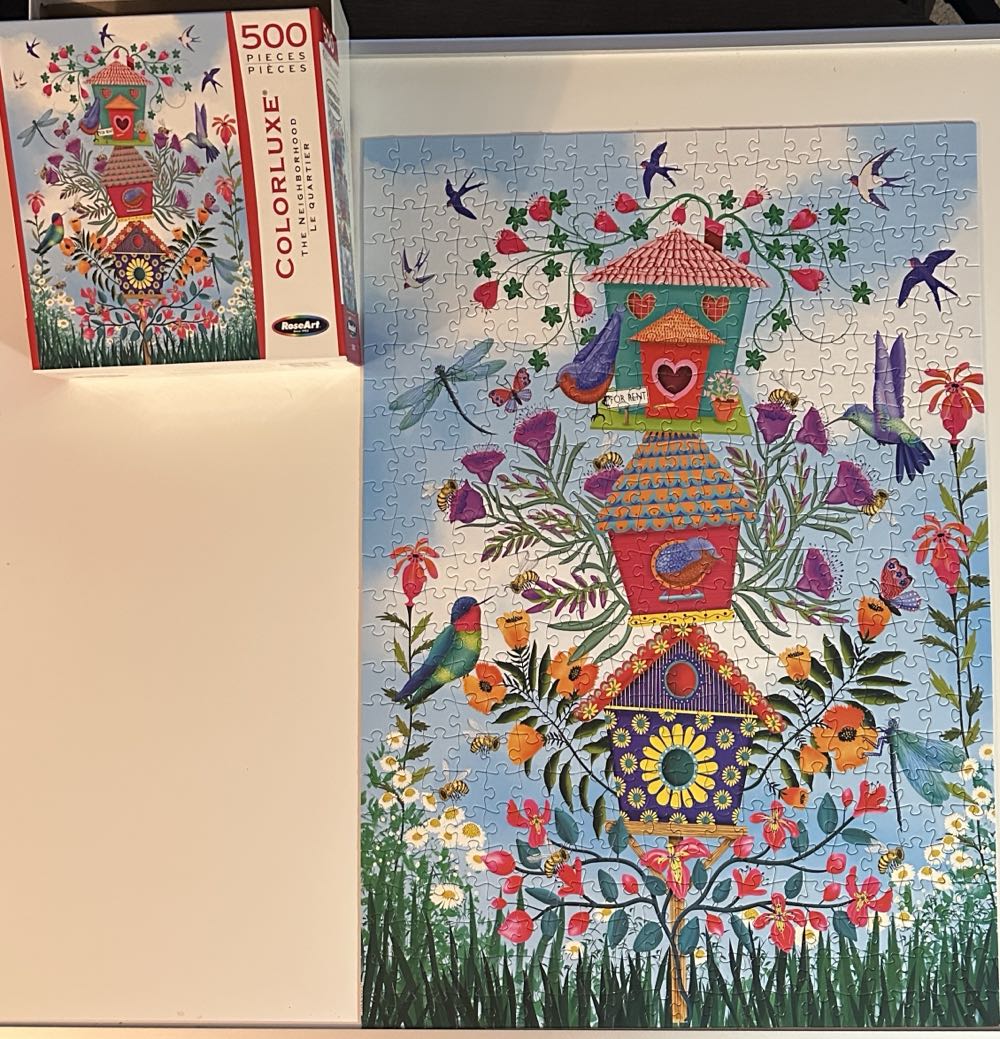 The Neighborhood - Rose Art puzzle collectible [Barcode 4895145439312] - Main Image 2