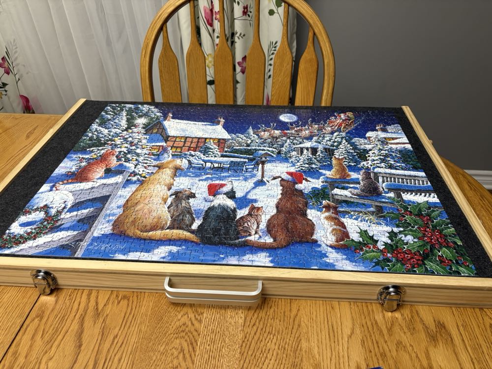 Santa Paws - House Of Puzzles puzzle collectible [Barcode 5060002006443] - Main Image 3