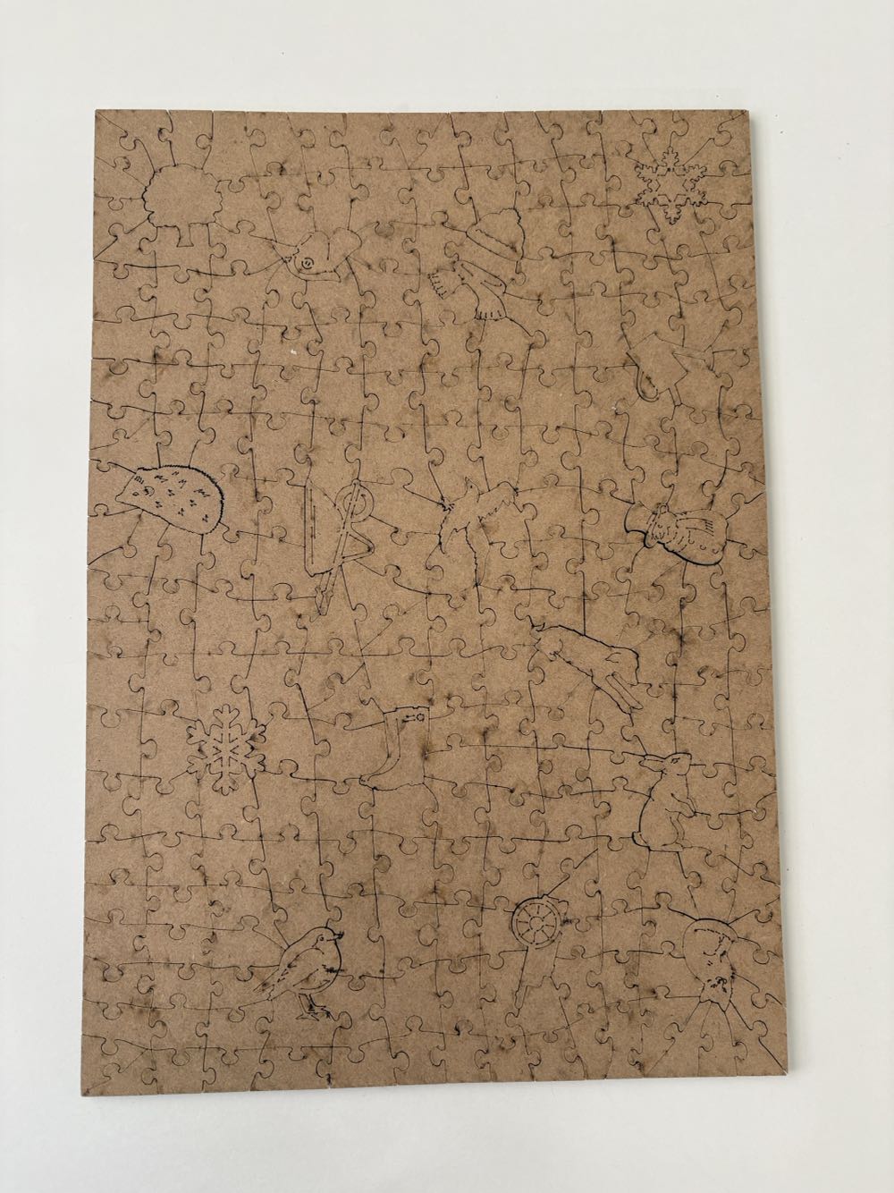 Cottage Garden in Winter - Wentworth puzzle collectible [Barcode 6050265407469] - Main Image 3