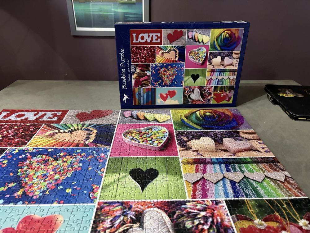 Love In Color - Bluebird puzzle collectible [Barcode 3663384905469] - Main Image 3