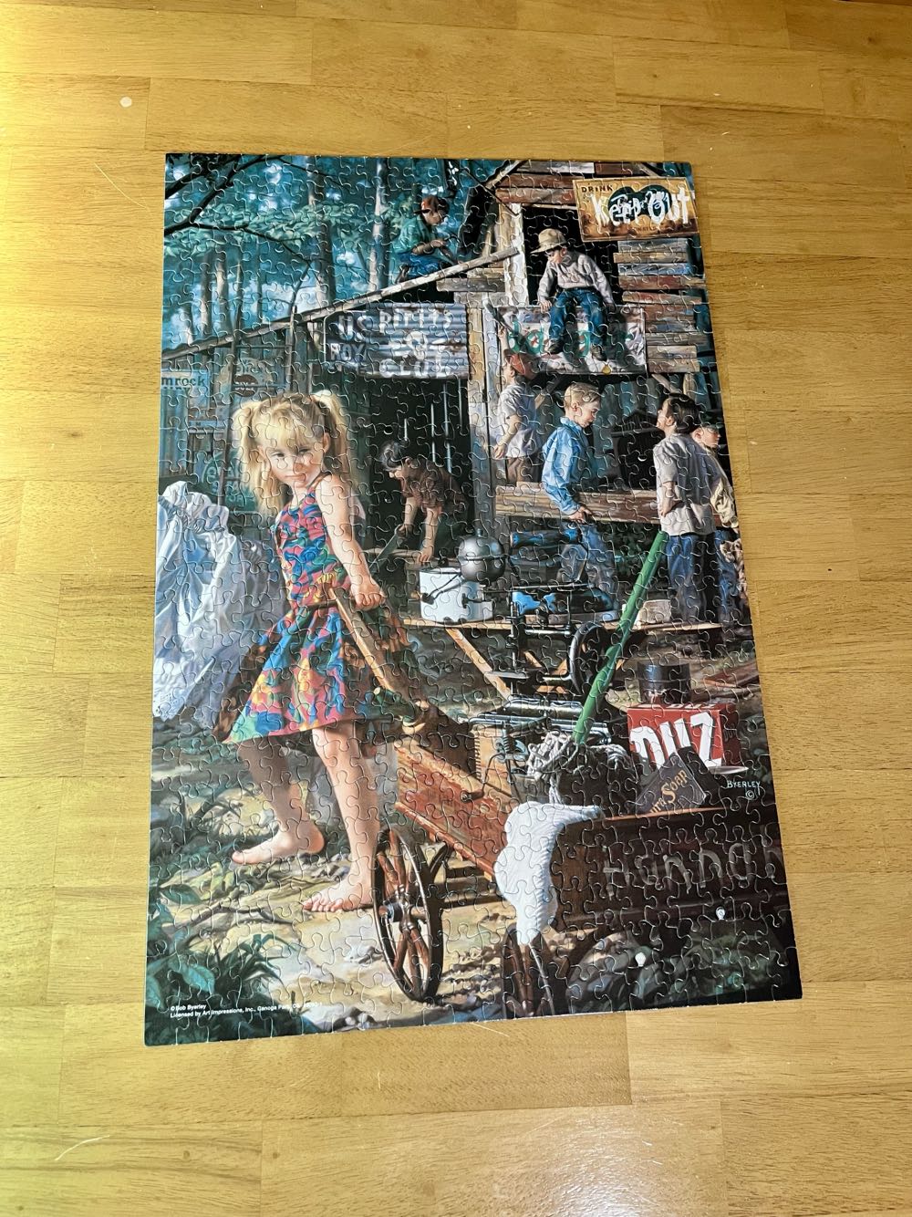 Clubhouse - Hasbro MB Puzzles puzzle collectible [Barcode 076930490938] - Main Image 2