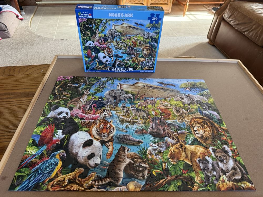 Noah’s Ark  - White Mountain puzzle collectible [Barcode 724819268535] - Main Image 3