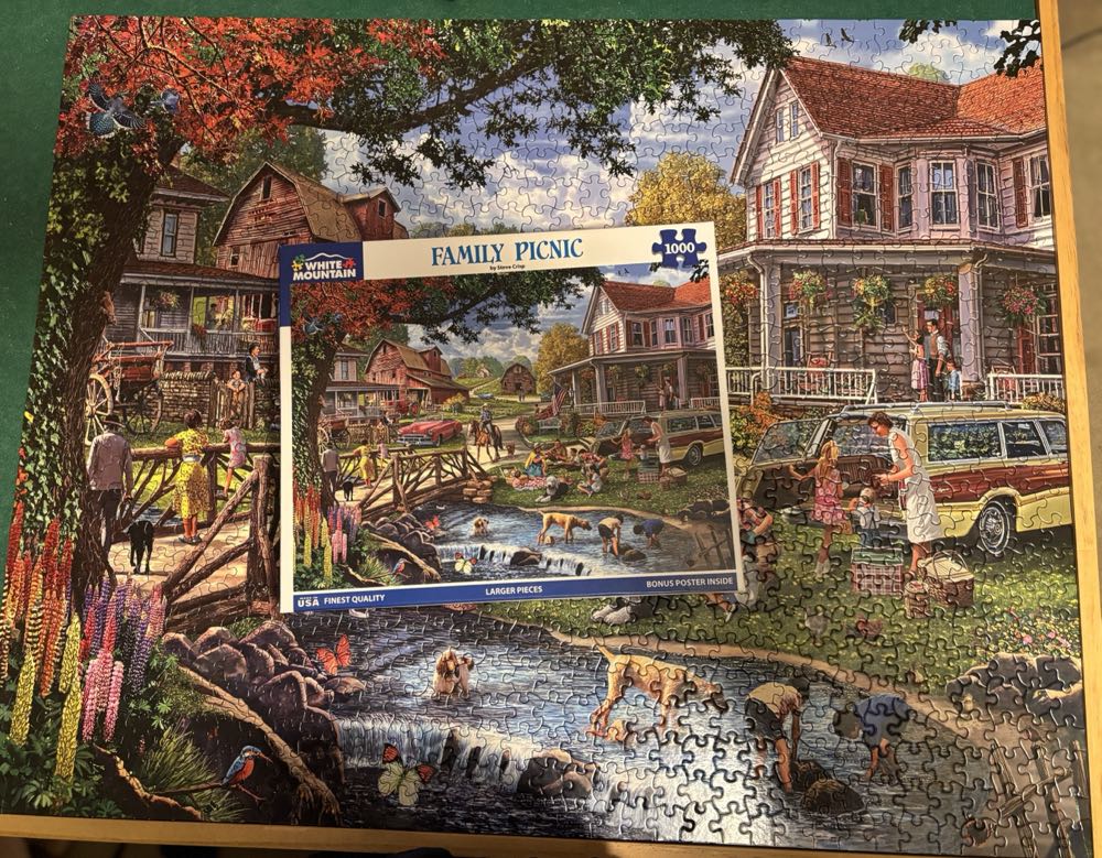 Family Picnic - White Mountain puzzle collectible [Barcode 724819268412] - Main Image 2