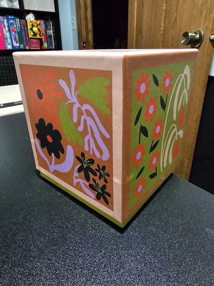 Abstract Florals - Paper Source puzzle collectible [Barcode 9780735382619] - Main Image 2