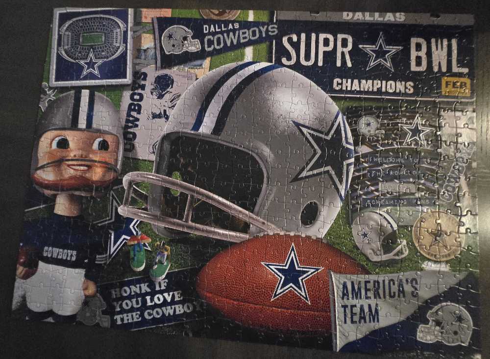 Cowboys Nfl Dallas Cowboys Retro Jigsaw 500 Piece 24x18 Jigsaw New Sealed 24x18 Football Pieces Super Bowl Youthefan  puzzle collectible [Barcode 810030951292] - Main Image 2