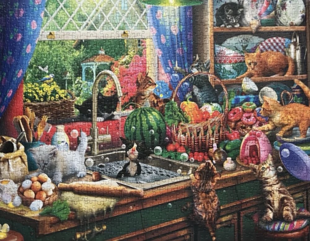 Tea Time Troublemaker Kittens Saskia Lenen - Trefl puzzle collectible [Barcode 5900511108392] - Main Image 3