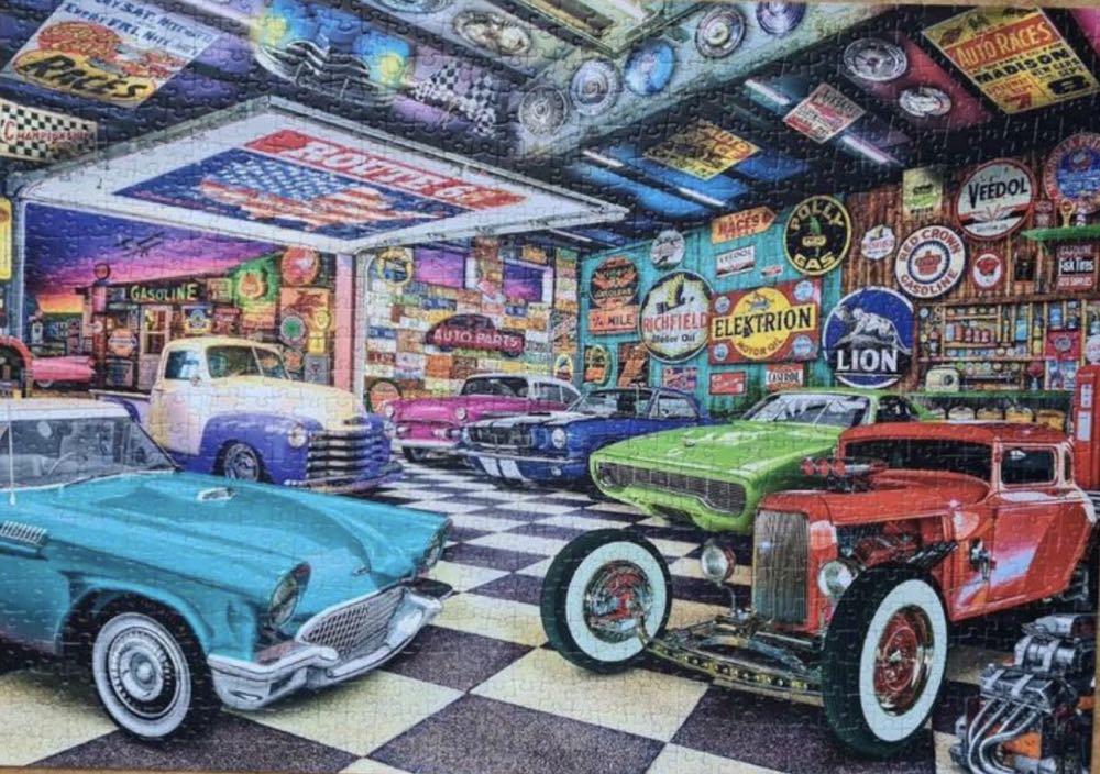 Tea Time: Car Collectors Garage - Trefl puzzle collectible [Barcode 5900511108453] - Main Image 3