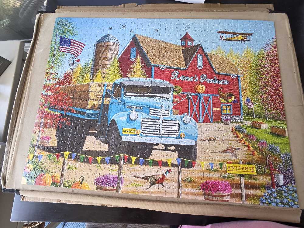 Rene’s Produce - Buffalo puzzle collectible [Barcode 079346126132] - Main Image 2