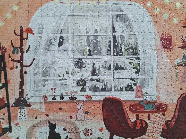 Cocooned Comfort - Elewhite puzzle collectible [Barcode 6335123686263] - Main Image 2