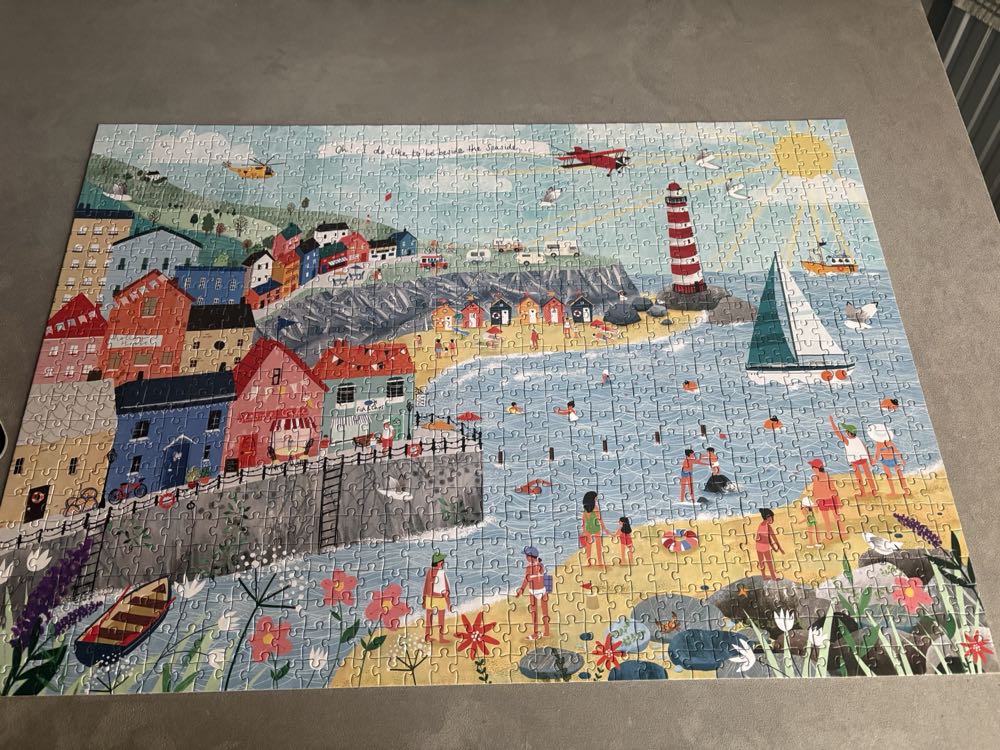Seaview  - Cancer Research Uk puzzle collectible [Barcode 5056238552717] - Main Image 2