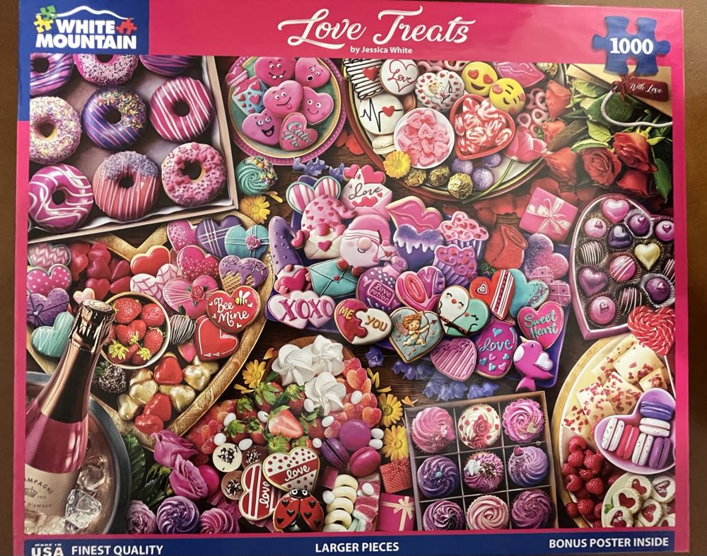 Love Treats - White Mountain puzzle collectible [Barcode 724819268924] - Main Image 3