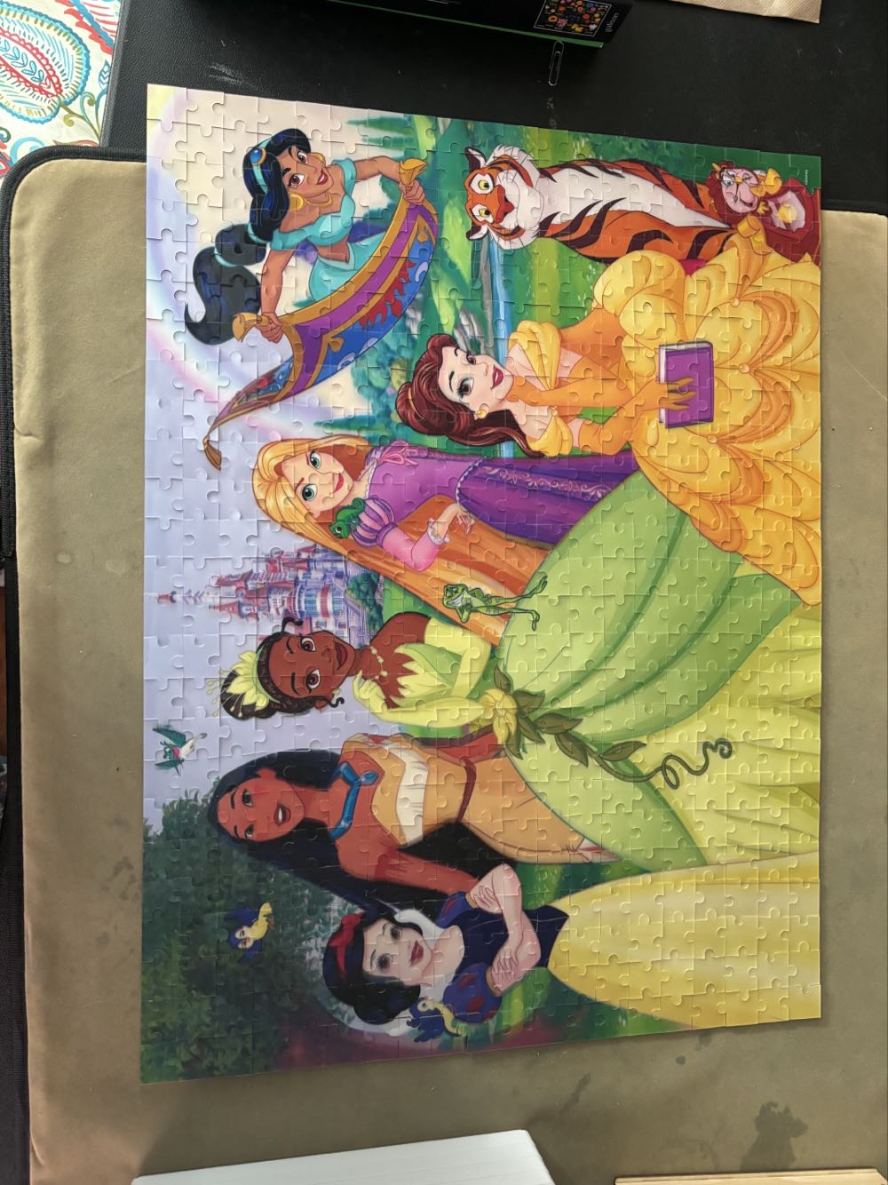 Disney Princess Prime 3d Twin Pack 500 Pieces  puzzle collectible [Barcode 714832201091] - Main Image 3